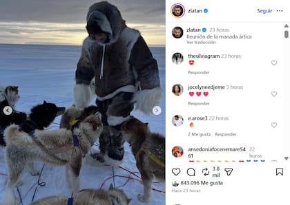 Zlatan junto a varios perros siberianos que lo acompañaron en su travesía