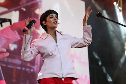 Zoe Gotusso cerró la primera jornada del Bienestar Fest