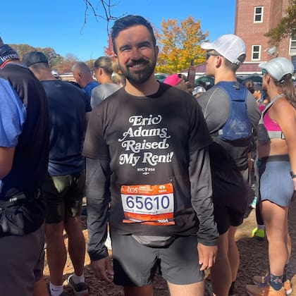 Zohran Mamdani busca destronar al actual alcalde de Nueva York, Eric Adams