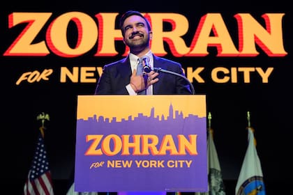 Zohran Mamdani habla tras ser elegido alcalde de la ciudad de Nueva York el 4 de noviembre del 2025, en esa ciudad.