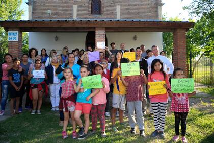 Zona de Rincón de Milberg. Robos reiterados en una parroquia frente a Nordelta. El párroco, Agustín Espina y Vecinos se juntan para reclamar seguridad ante una posible zona liberada de la policía local.