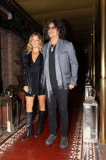 Zorrito Von Quintiero y su novia Tini Piermattei.