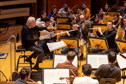 Zubin Mehta junto a la querida orquesta de su amigo y con la que arrancará una gira por China y Europa en los próximos días