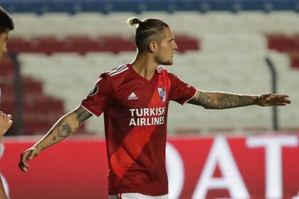 Bruno Zuculini fue titular en la mitad de la cancha en el único equipo que Gallardo paró de cara al Superclásico de mañana en la Bombonera.