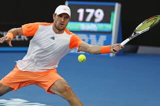 Dura sanción económica a Mischa Zverev por su sospecho retiro en la 1° rueda