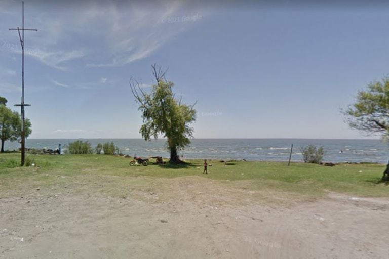 Un hombre de 35 años murió este domingo ahogado en las aguas del Río de la Plata de la playa del municipio bonaerense de Berisso.