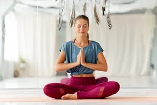 En la meditación, se ponen en juego tres ejes: el ritmo, la respiración y el sonido