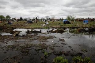 El terreno inundado en el barrio Los Ceibos, en La Matanza
