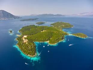 Vista aérea de Skorpios, la mítica isla de Aristóteles Onassis, donde se casó con Jacqueline Kennedy.