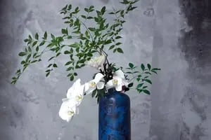 Leticia Tanoue nos muestra el arte de los arreglos florales japoneses