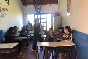 Iara en la Escuela Nro 18 de Campana, participando del Programa Lazos de la Asociación Conciencia