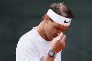 Rafael Nadal ahora asegura que puede volver a jugar, mientras empieza a preparar su despedida