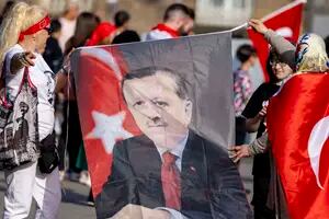 Erdogan, el ambicioso islamista que se transformó en símbolo del autoritarismo del siglo XXI