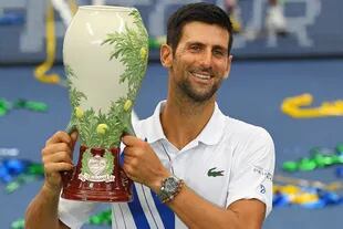 Al coronarse en el de Cincinnati, Novak Djokovic alcanzó en conquistas de torneos Masters 1000 a Nadal, con 35; no tuvo espectadores que lo aclamaran en Nueva York.