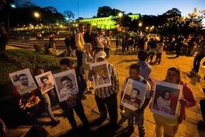 Exiliados nicaragüenses marchan en Costa Rica contra Ortega