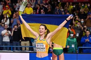 La ucraniana que escapó de las bombas y se coronó campeona mundial de salto en alto