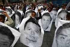 México ordenó más de 80 detenciones por la desaparición de 43 estudiantes