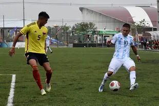 Javier Mascherano's U20 Argentine team added another defeat, this time against Colombia, and has no chance of advancing in the 2022 South American Games in Asunción. 