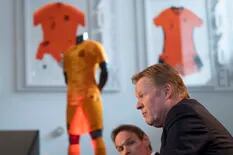 Koeman asumió en Países Bajos y criticó duramente el rendimiento de la selección de Van Gaal en el Mundial