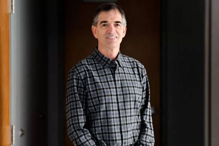 John Stockton not only has an anti-vaccine and anti-restriction stance, but also publicly believes that the inoculations caused the death of more than 100 athletes