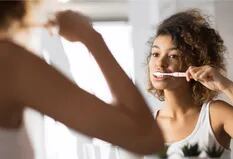 Lavarse los dientes puede ayudar a prevenir los problemas del corazón