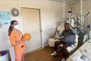 Una de las imágenes de Pelé durante el tratamiento al que es sometido para curarlo del cáncer