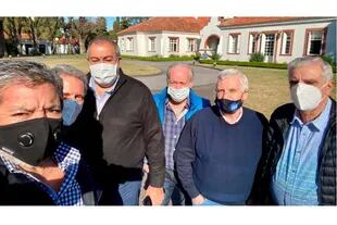 Dirigentes de la CGT en Olivos, luego de una reunión con Alberto Fernández