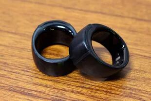 Los anillos de titanio Echo Loop es otra de las apuestas de Amazon por meter al asistente Alexa en otro accesorio electrónico vestible