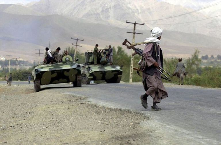 Los estadounidenses liberaron a 6000 combatientes y comandantes talibanes de la cárcel