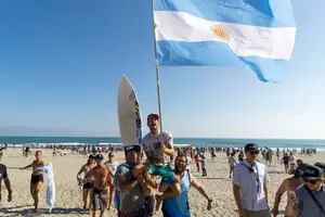 El impacto en Japón del surfista argentino que sueña con los Juegos Olímpicos
