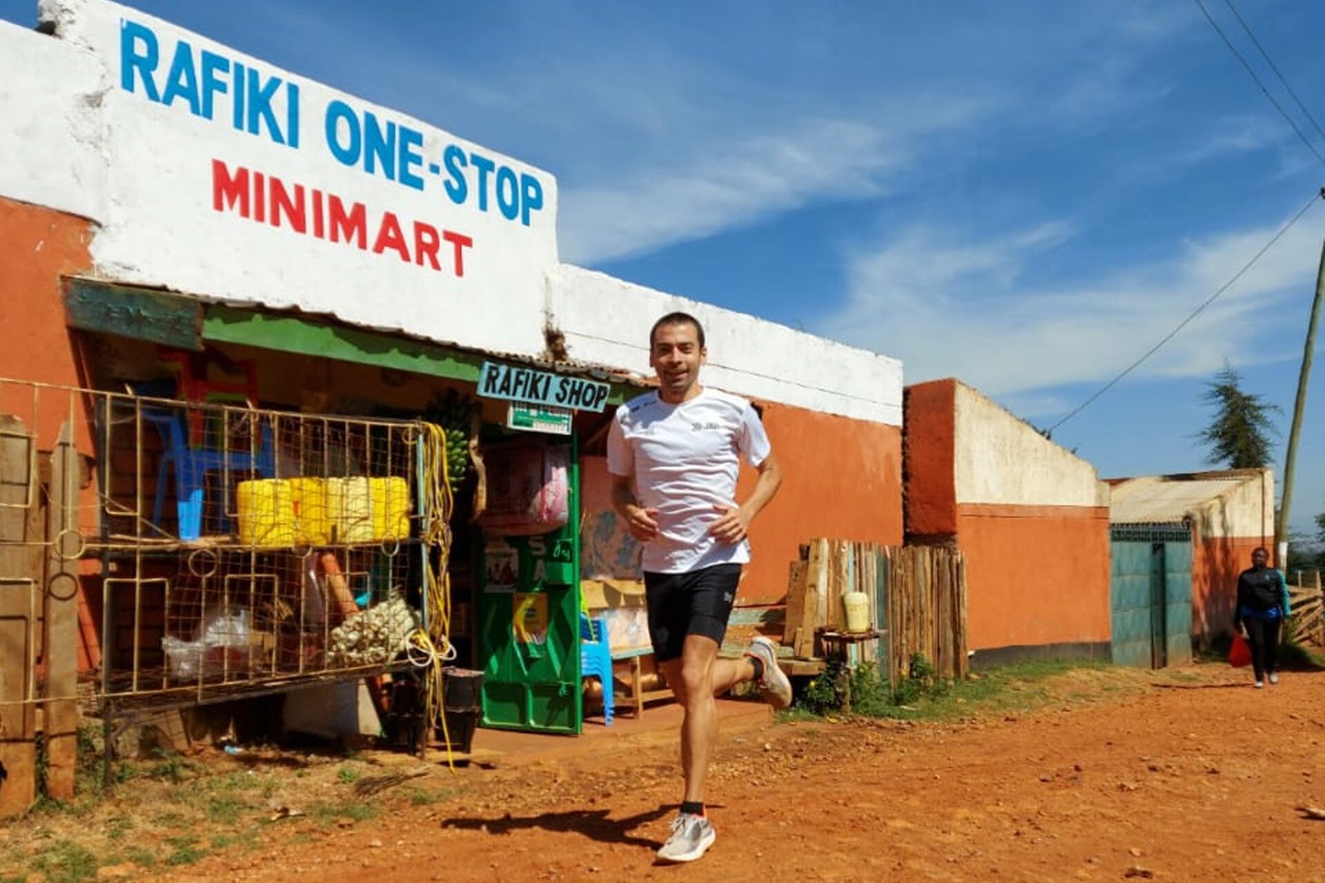 Primer día de entrenamiento en Kenia: "arranqué con el pie derecho corriendo 18k y sin morir en el intento". 