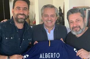 Santiago Carreras, Alberto Fernández y Víctor Santa María
