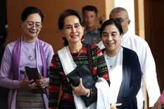 La negación del genocidio rohingya ante La Haya hunde a Suu Kyi
