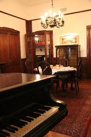 Música y canto no faltaba en esta vivienda que tiene más de 100 años de historia