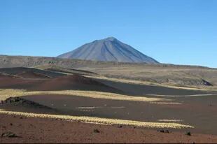 Volcanes de la Payunia, en Mendoza, donde se encuentra trabajando Corina Risso