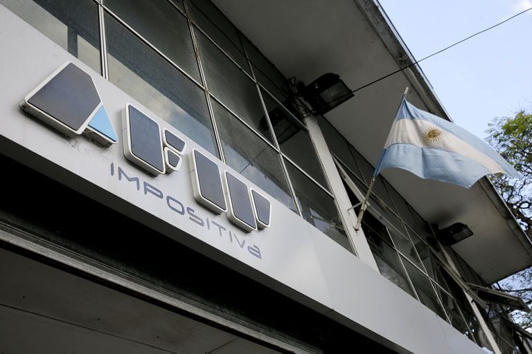 Derogan una norma de Macri para que los bancos puedan pedir más información a sus clientes