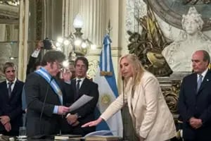 Milei modificó el decreto de Macri que impedía nombrar a familiares en cargos públicos