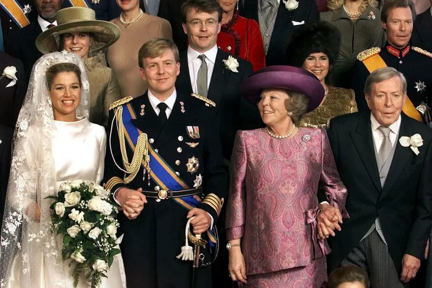 El 2 de febrero de 2002, la argentina Máxima Zorreguieta se casó con el príncipe Guillermo de Holanda en la catedral medieval de Ámsterdam Nieuwe Kerk