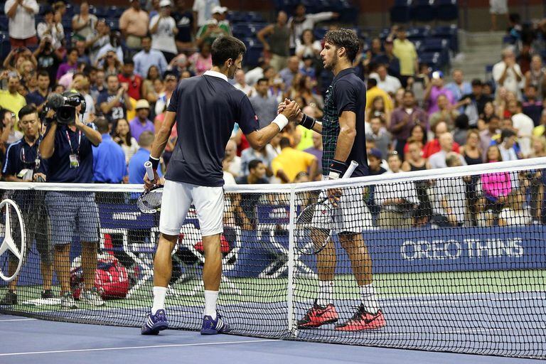 09-09-2015 Novak Djokovic saluda a Feliciano López tras derrotarle en 1/4 del US Open NORTEAMÉRICA DEPORTES ESTADOS UNIDOS USTA/MICHAEL LEBRECHT