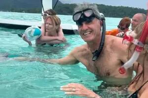 Ruggeri, de vacaciones: del buceo en la Polinesia al desopilante ida y vuelta con un turista