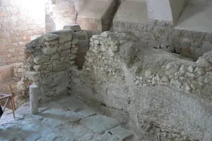 El arqueólogo Dark está convencido de que la construcción fue realizada por la hábil mano de un artesano de la piedra, que no fue otro que José, el padre de Jesucristo