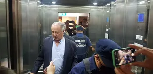 El exsecretario de Seguridad de Córdoba, Alberto Bertea, al llegar a los tribunales de Río Cuarto para declarar como testigo en el juicio por el asesinato de Nora Dalmasso