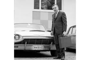 John Kemeny, otro de los creadores del Basic, y las patentes de su auto, tres años después (1967)