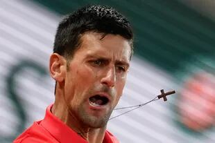 Novak Djokovic se quedó con el segundo parcial ante Rafael Nadal, por los cuartos de final de Roland Garros 2022