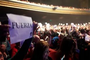 El grupo salteño recibió el apoyo de sus fans en los conciertos
