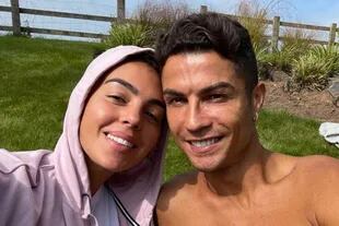 Cristiano Ronaldo y Georgina Rodríguez se mudaron a Manchester con toda la familia