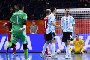 Los goles de Argentina ante Serbia y la ilusión intacta en el Mundial de Futsal