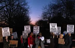 Manifestantes en el Parque de los Mártires en Memphis