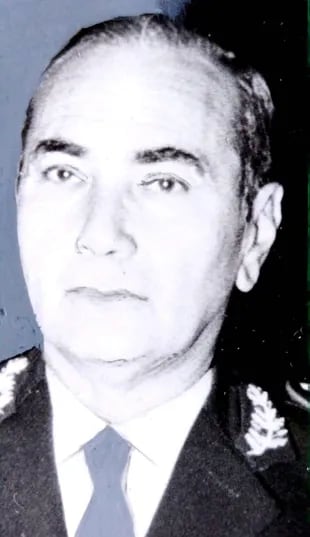 El general Cesáreo Cardozo, asesinado por la militante montonera Ana María González, de 18 años, el 18 de junio de 1976