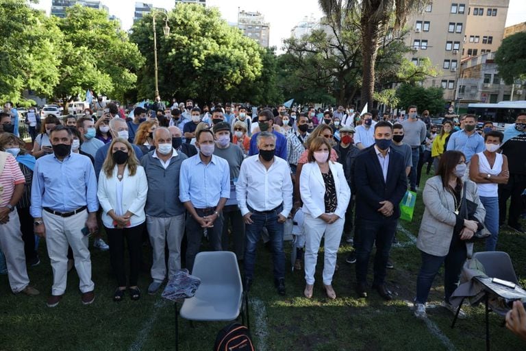 Abran las aulas": Juntos por el Cambio se moviliza por la vuelta a clases presenciales - LA NACION